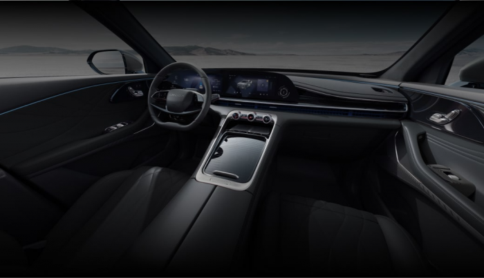 Sistema Sony con 14 altavoces