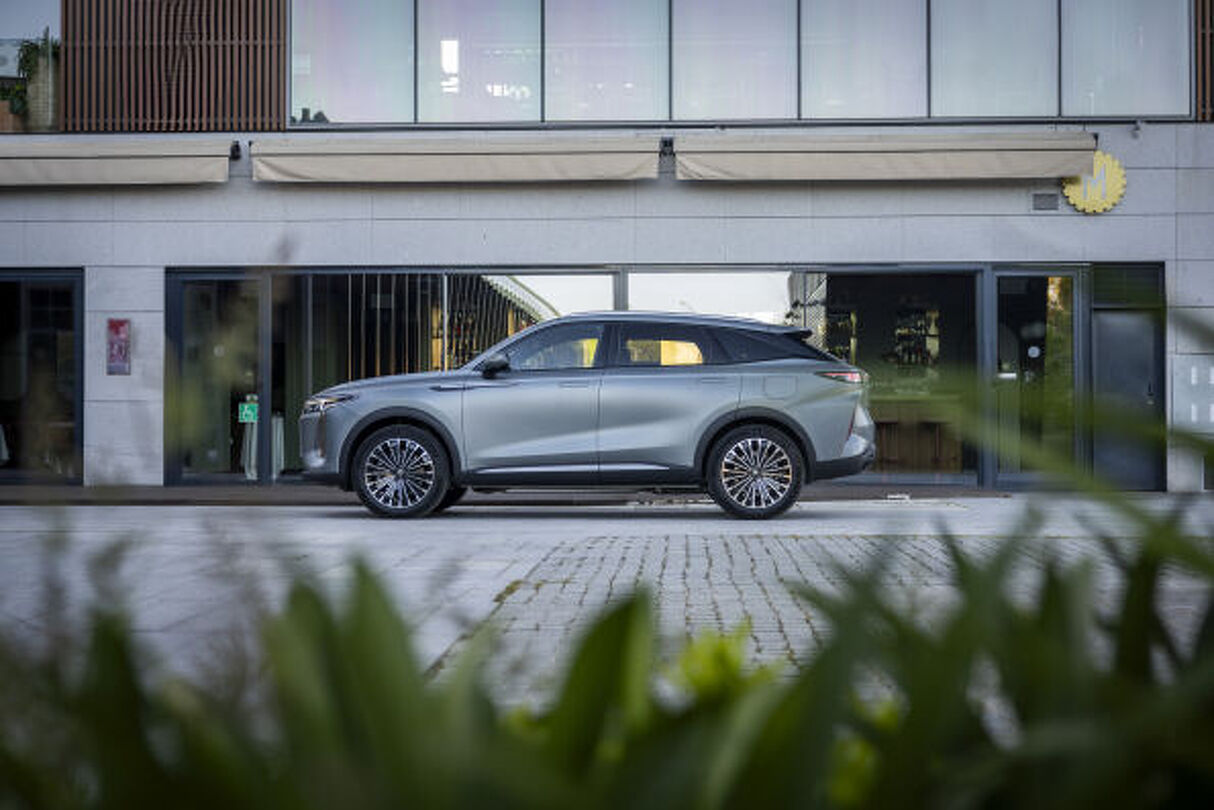 OMODA 9 SHS: tecnología híbrida que abre una nueva era en Alicante