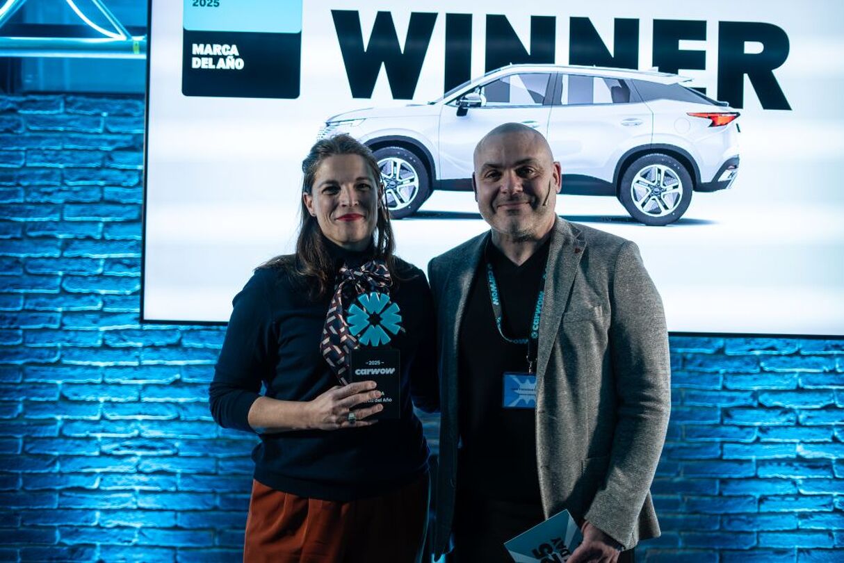 OMODA HACE HISTORIA: PREMIO ‘MARCA DEL AÑO’ EN LOS CARWOW AWARDS 2025